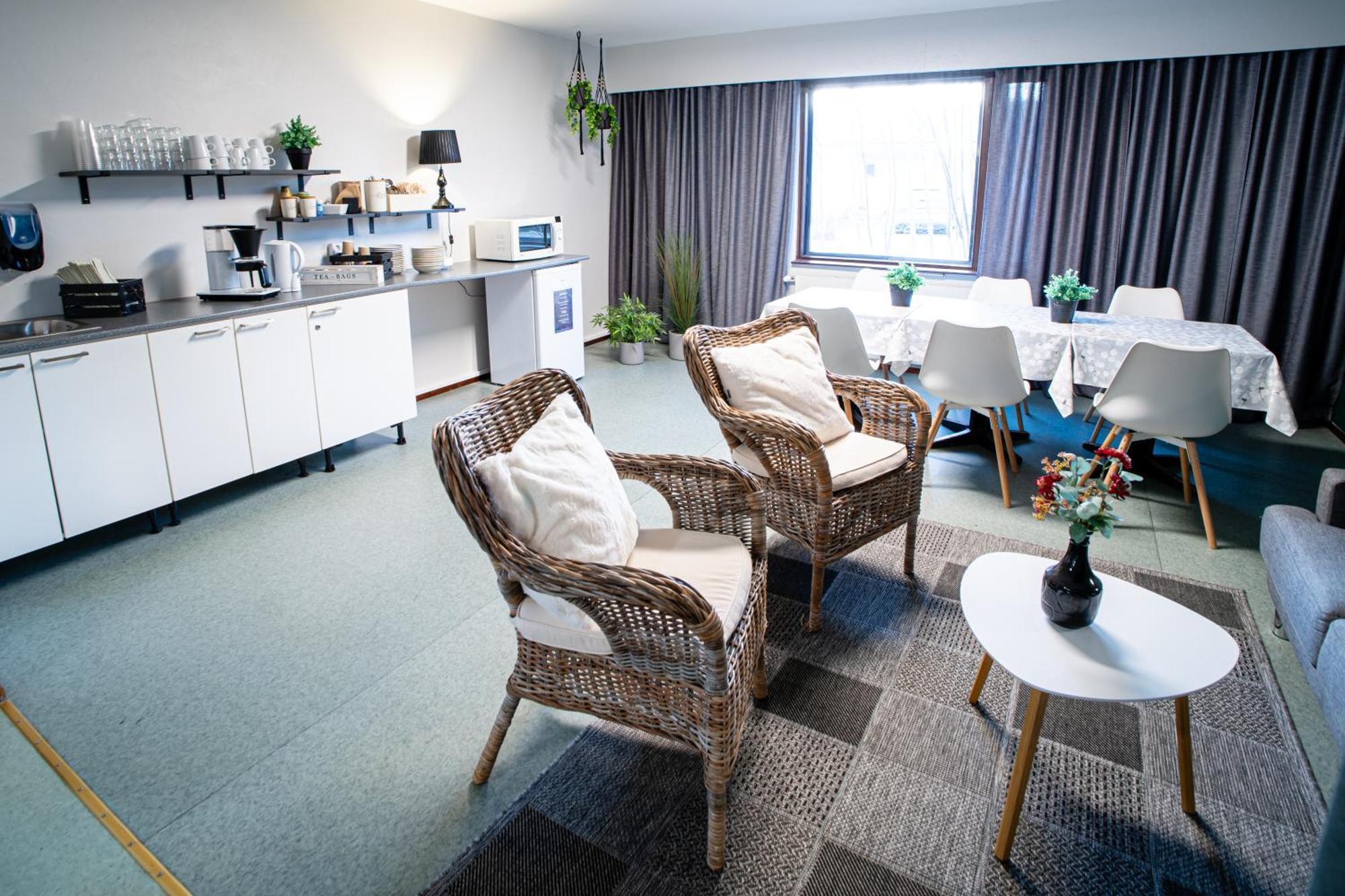 Hotel Pohjankievari Kempele Exteriör bild